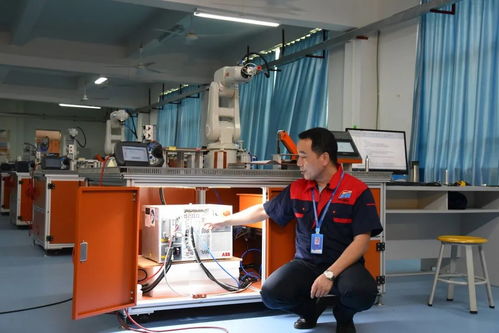 創(chuàng)新培訓(xùn) 服務(wù)企業(yè)丨寶山技工全面啟動(dòng)企業(yè)適崗培訓(xùn)工作，賦能數(shù)字化人才發(fā)展